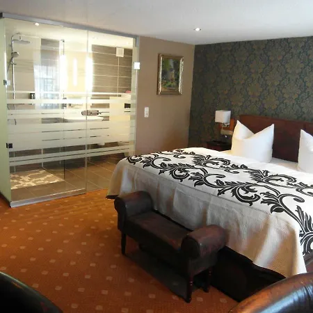 Antik Guest house *